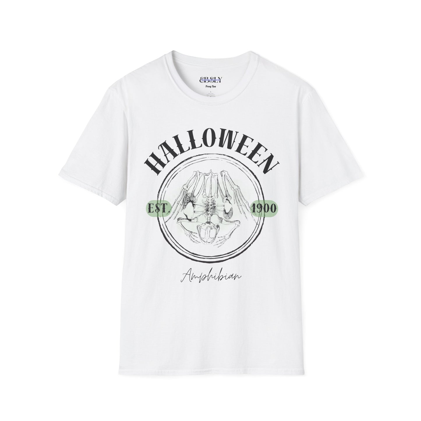 Halloween Graphic Tee, Spooky T-Shirt, Unisex Halloween Shirt, Frog Halloween Top, October 31st Gift, Frog Shirt