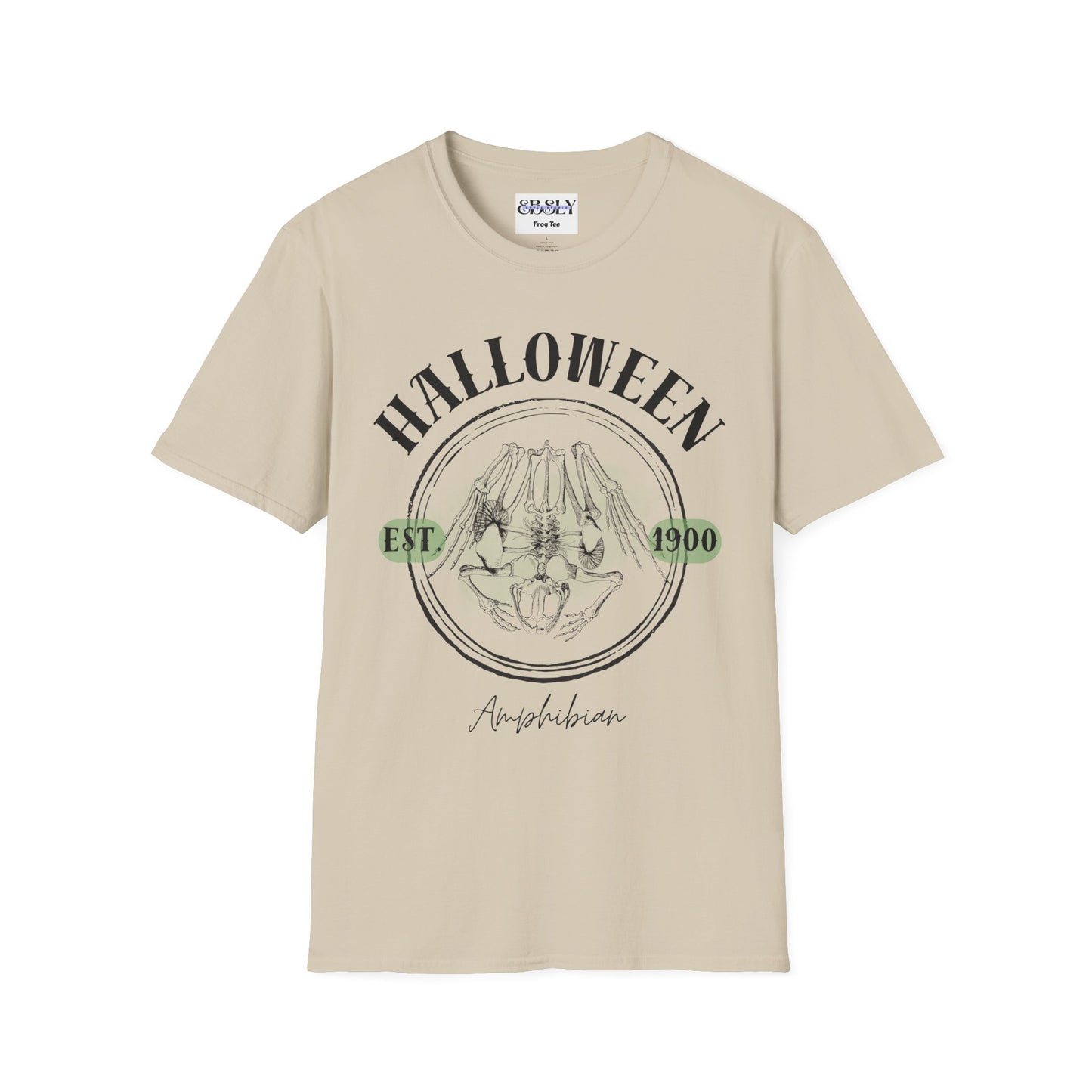 Halloween Graphic Tee, Spooky T-Shirt, Unisex Halloween Shirt, Frog Halloween Top, October 31st Gift, Frog Shirt